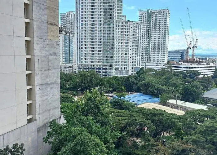 Cityscape Grand Tower - 2 Bedrooms With Balcony Close To Ayala Mall - New Aparthotel 4*