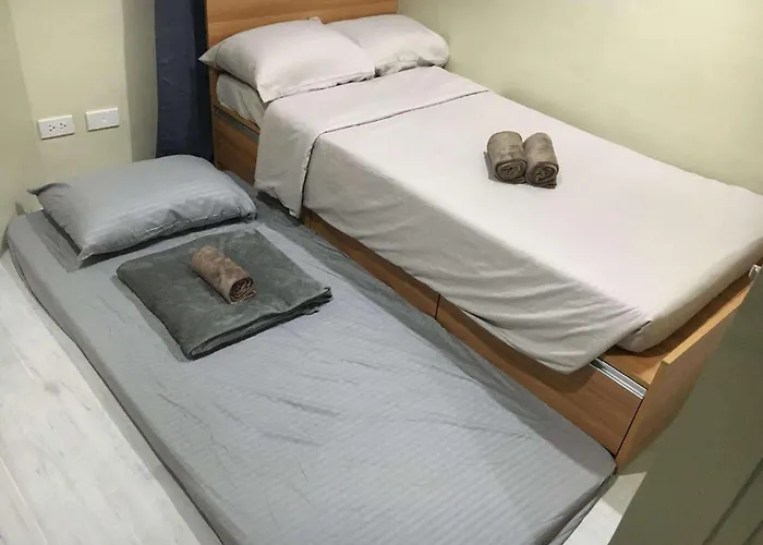 Cityscape Grand Tower - 2 Bedrooms With Balcony Close To Ayala Mall - New